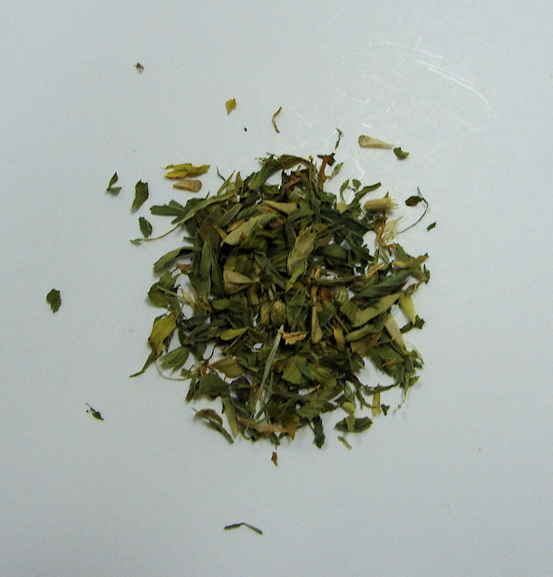 alfalfa leaf (c/s), organic