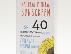 spf 40 natural mineral sunscreen lotion with canadian rasperry extract, 90 ml (green beaver)